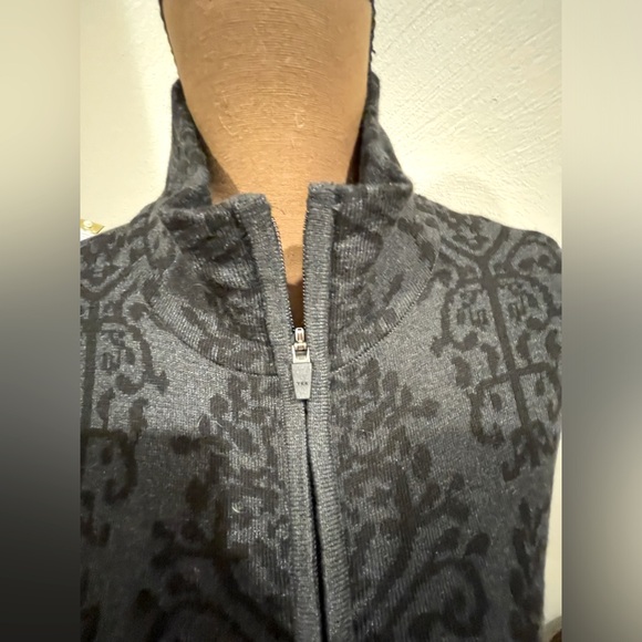 Cynthia Rowley long sweater jacket paisley print - Picture 6 of 10